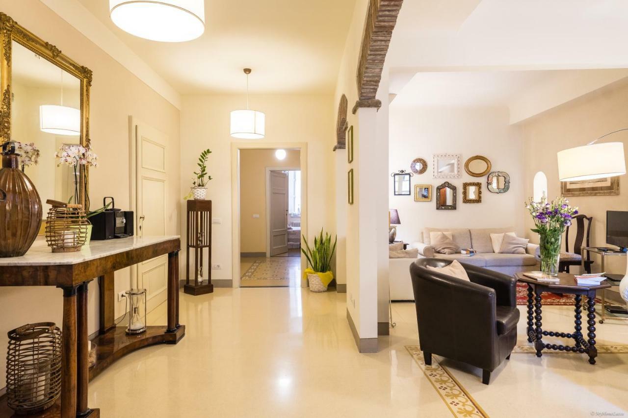לוקה La Delizia Central Apartment מראה חיצוני תמונה