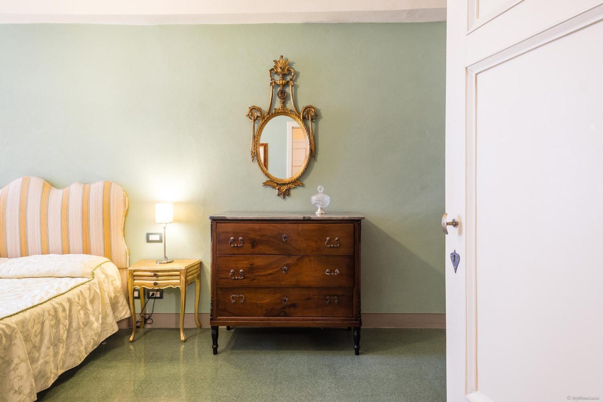לוקה La Delizia Central Apartment מראה חיצוני תמונה